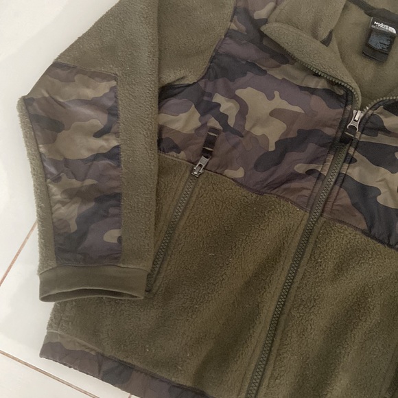 North Face Denali Fleece Jacket Sz Small 7/8 - Picture 3 of 9